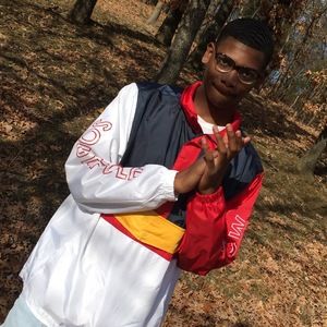 Meet your Posher, Deandre